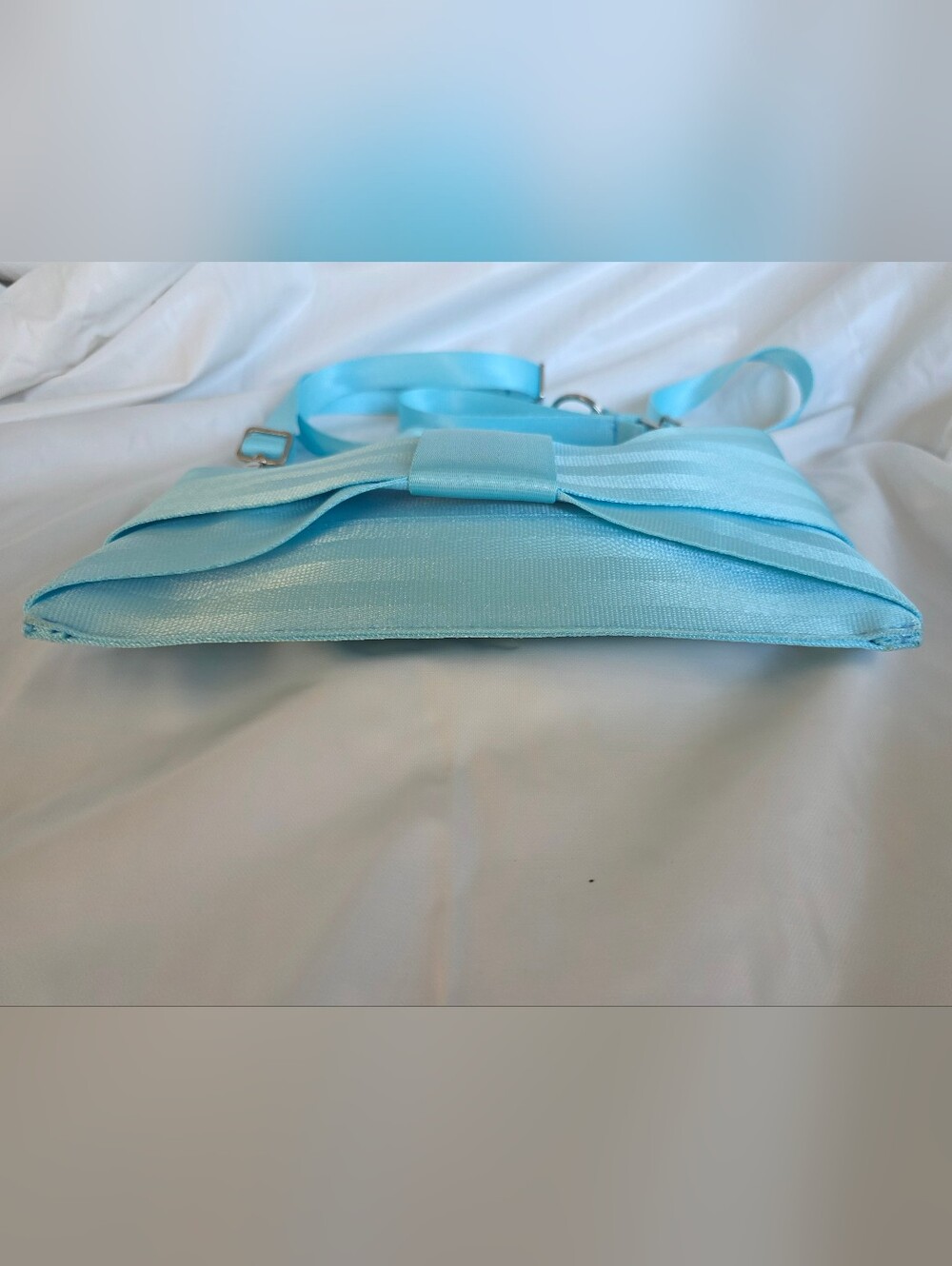 HARVEYS Lola Bow Clutch Maliblue Seatbelt Crossbody Bag Babyblue - Picture 15 of 16
